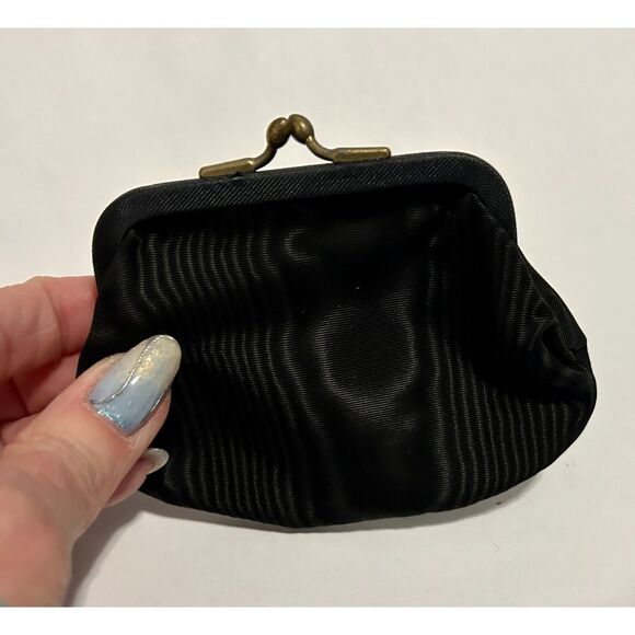 Antique Velvet Clutch Purse with Jeweled Detail and Beauty Accessories - Picture 12 of 16